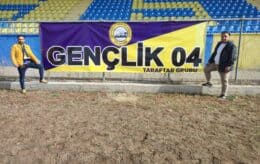 Genclik 04 Agri 1970 Spor'un Yanindaki Guclu Taraftar Destegi